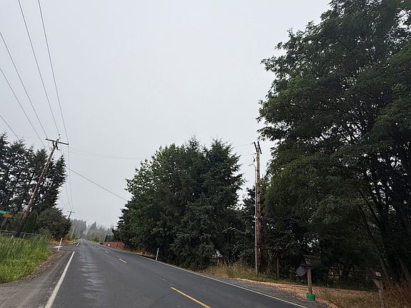 5th image of 192 Leonard Rd
