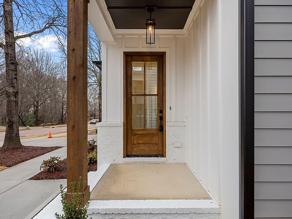 4th image of 3828 Coach Lantern Ave