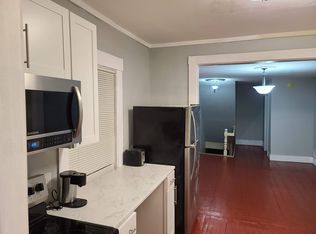 74 Lincoln St #B, Dexter, ME 04930