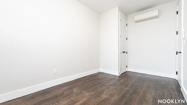 Rented by Nooklyn NYC LLC | media 14