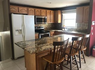 1032 Meadowview Dr, New Albany, IN 47150