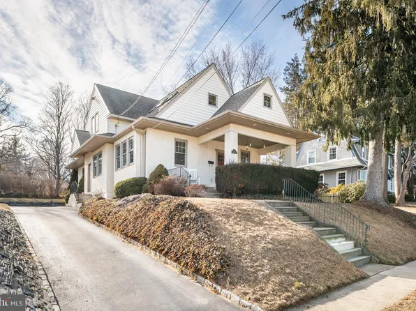 715 Lawson Ave, Havertown, PA 19083