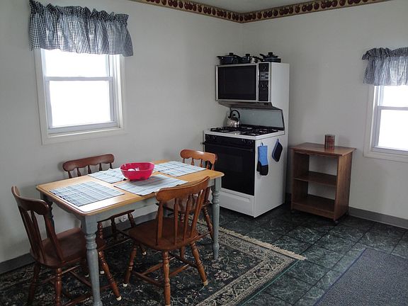 Eat-in area with appliances.