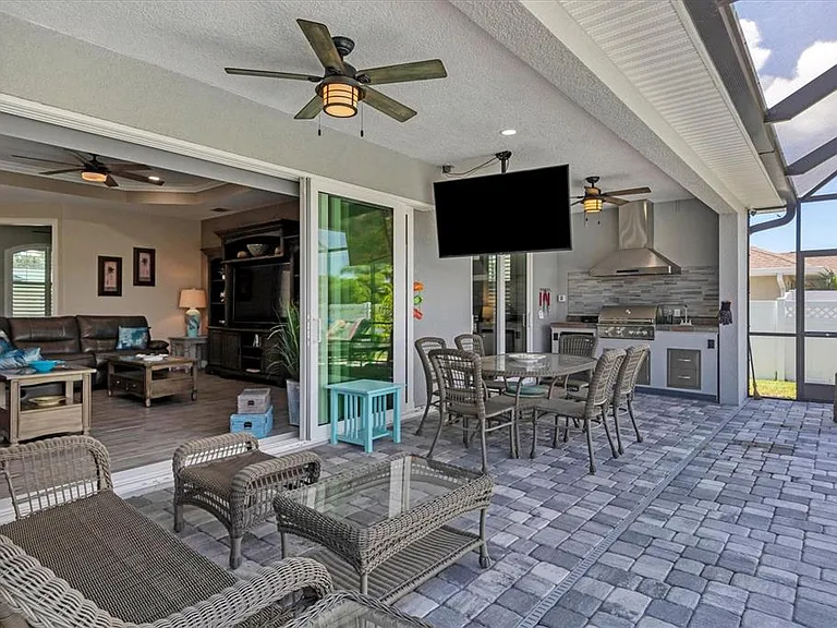 7403 Snow Dr — Photo 32