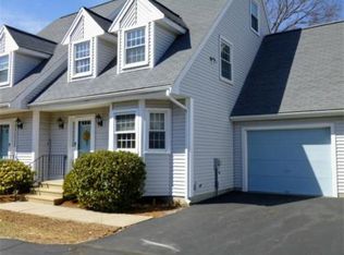 16 Cinnamon Cir, Walpole, MA 02081