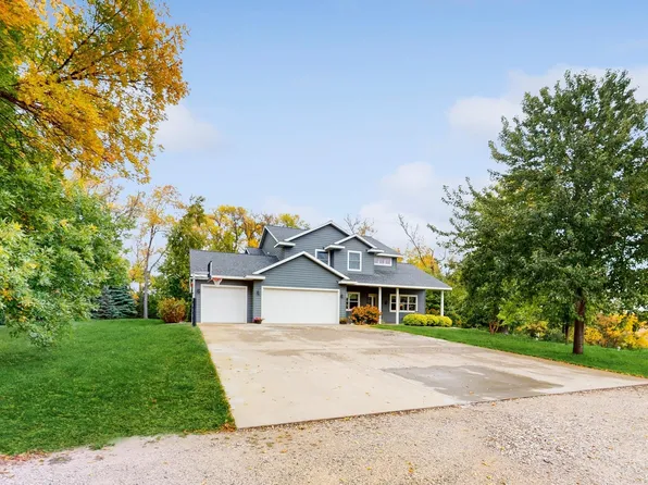 821 County Road 8 SE, Kandiyohi, MN 56251