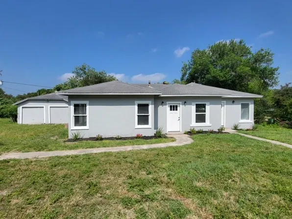 1364 Clinton Pl, Kenedy, TX 78119