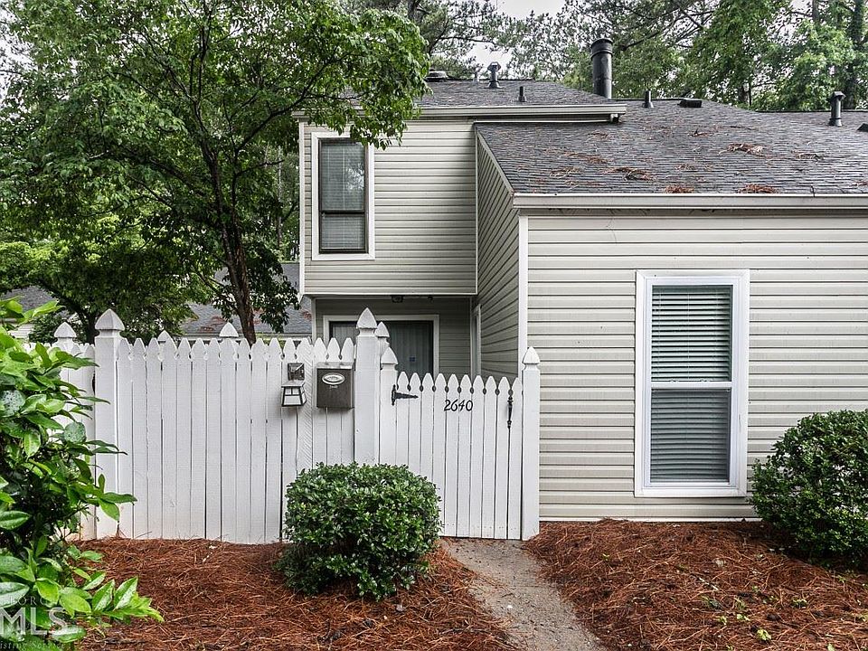 1st image of 2640 Briarwood Dr SE