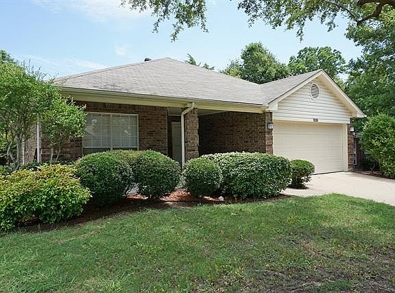 2nd image of 8209 Newport Dr