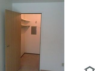 7600 W Wabash Ct #7614, Milwaukee, WI 53223