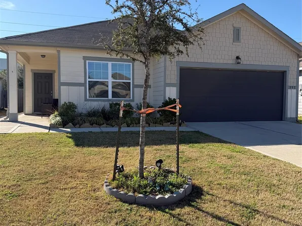 993 Blue Beech Ln, Brookshire, TX 77423