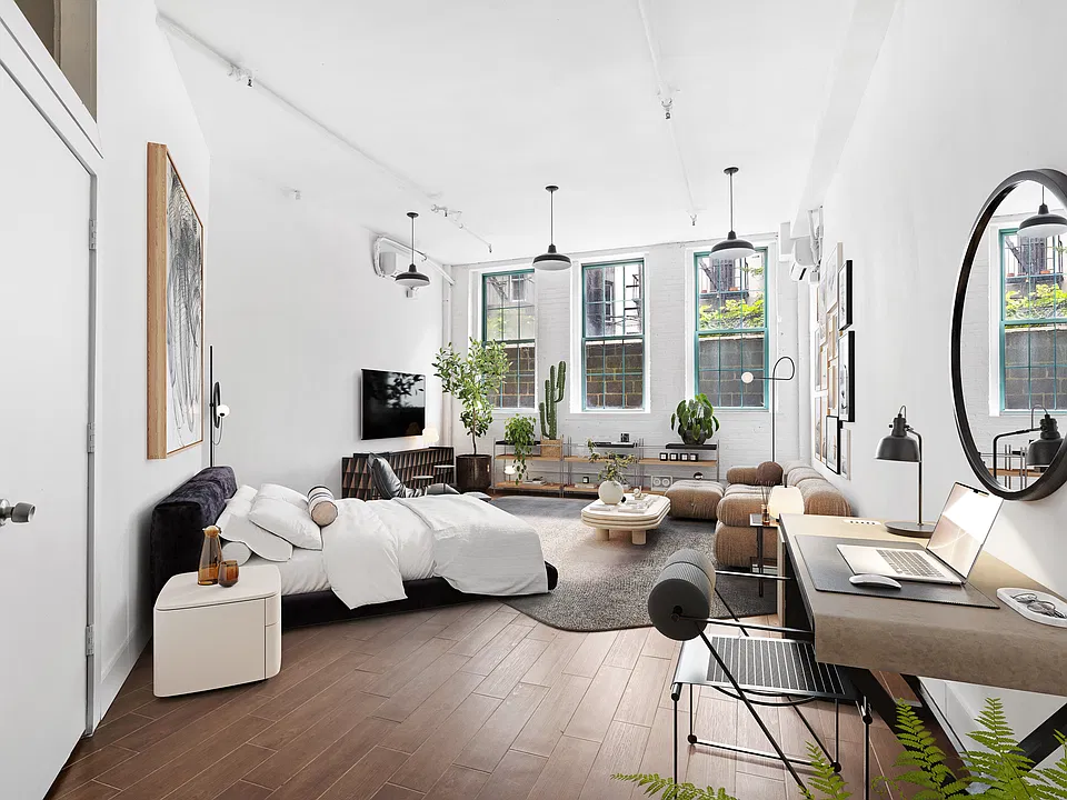 239 Banker St #1I