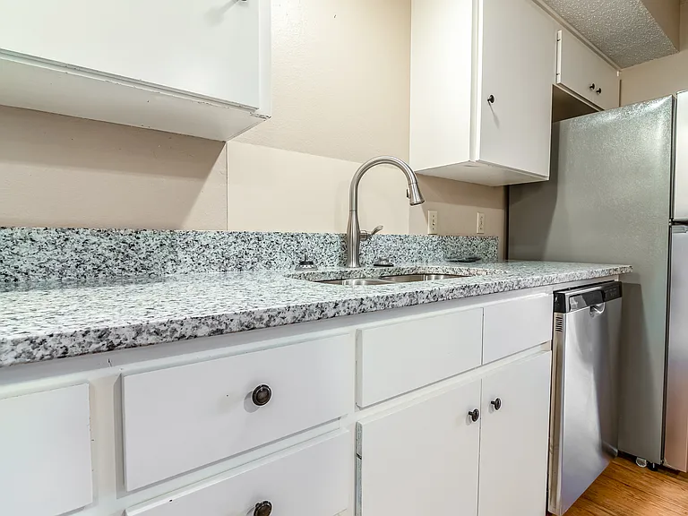 3532 Shell Ave — Photo 4