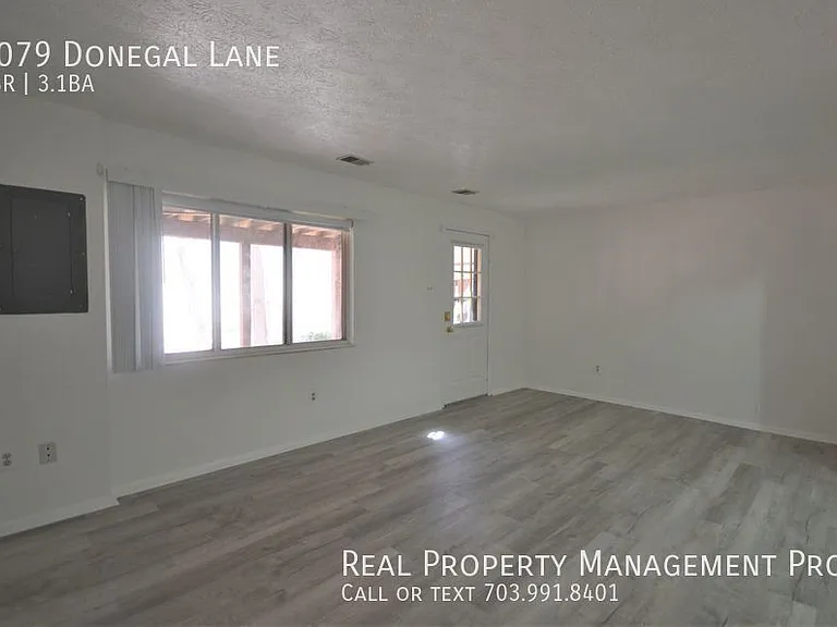 8079 Donegal Ln — Photo 26