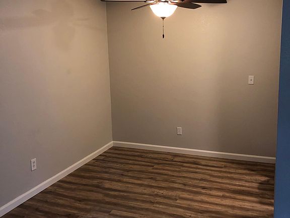 4th image of 4475 Cherokee Ave APT 2