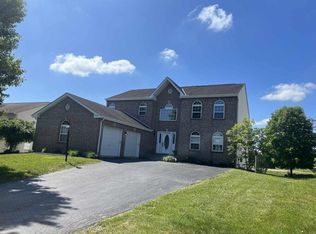 3924 Rivers Run Dr, Lewis Center, OH 43035