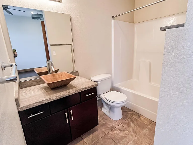 305 S Campbell Ave #309 — Photo 12