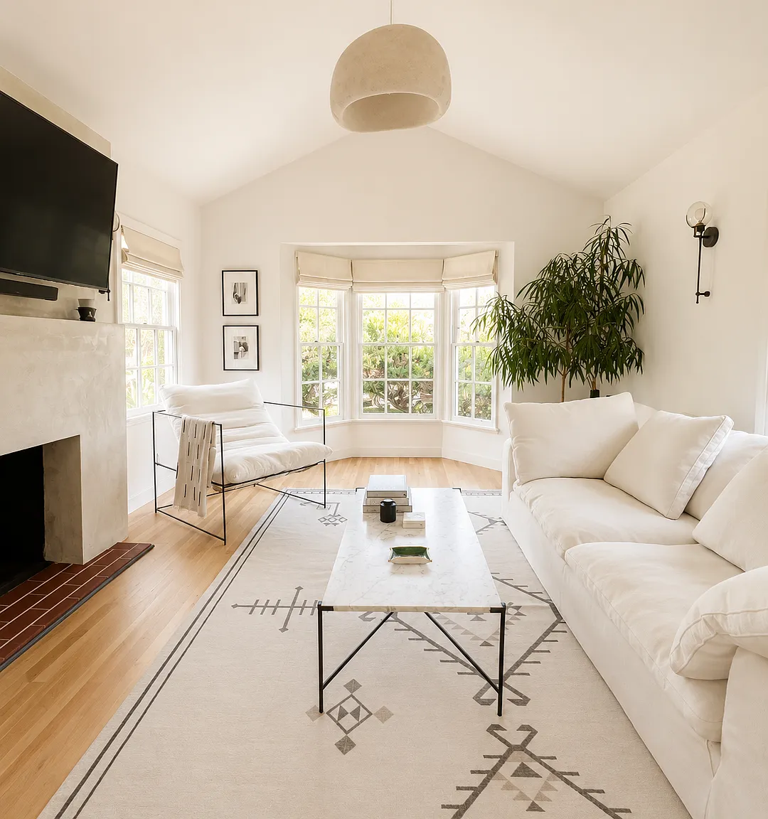 2 bed, 1389 sqft, $3,950 — Photo 3