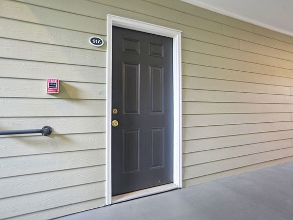 Entry 2nd Floor