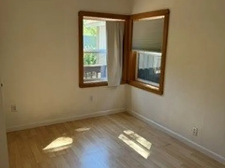 478 Oak St — Photo 41