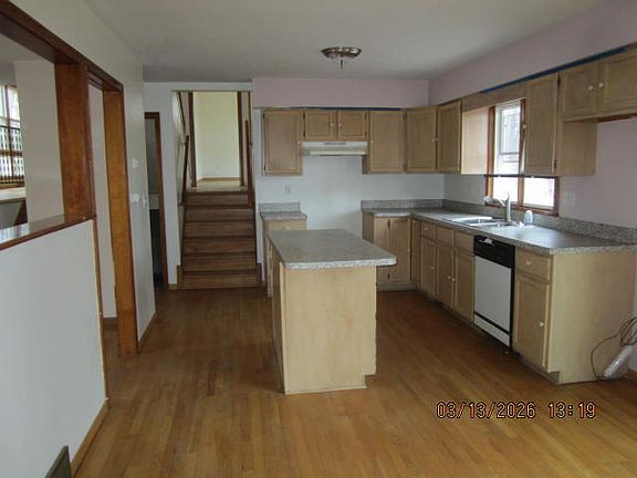 5th image of 7656 Lucille Dr