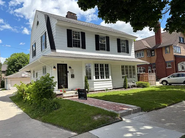 110 College Ave NE, Grand Rapids, MI 49503