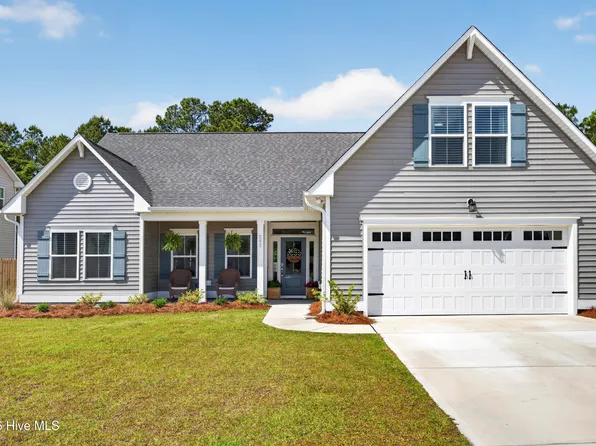 262 W Weatherbee Way, Hampstead, NC 28443