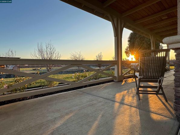 2405 Sunset Rd, Knightsen, CA 94548