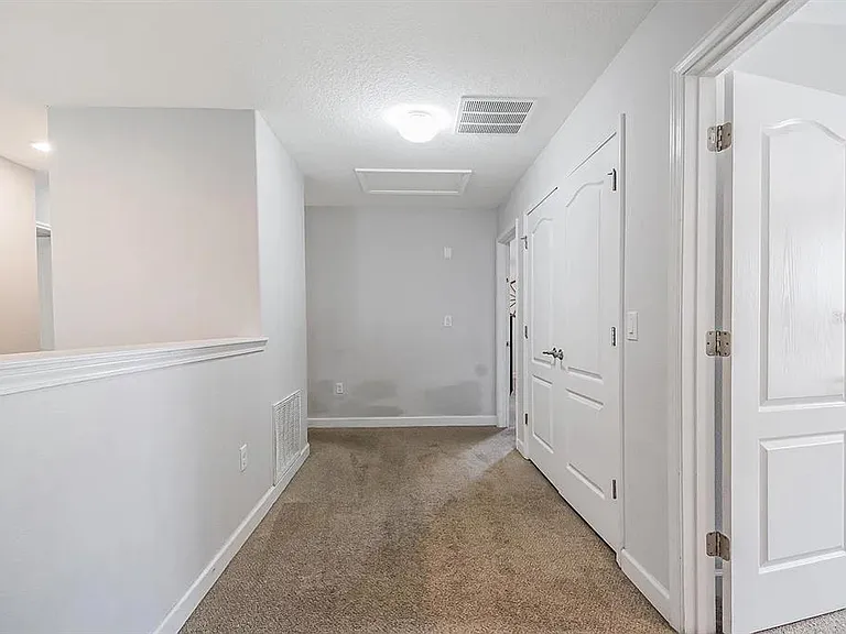 1433 Thunderbird Rd — Photo 45