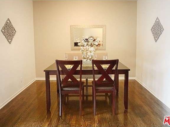 5th image of 20403 Wyandotte St