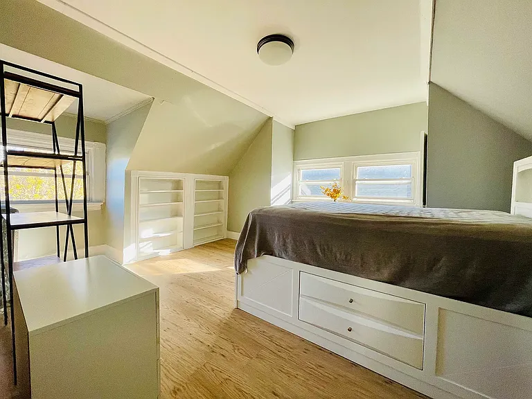 1228 Oak Ave #3 — Photo 9
