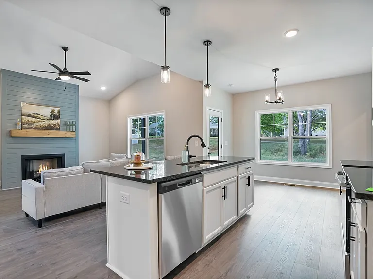 3601 Westlake Dr — Photo 8