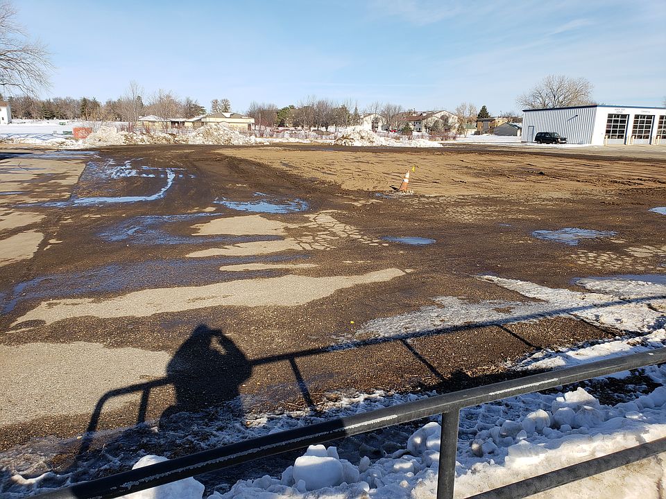 2nd image of 1215 E College Dr
