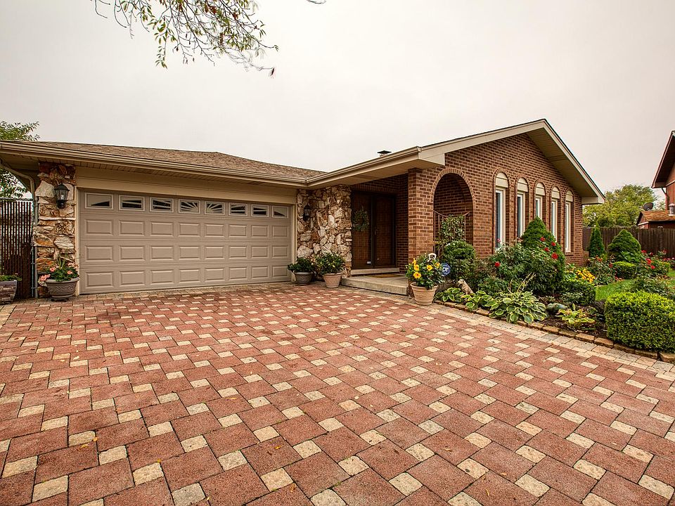 1st image of 8937 Oakdale Ct