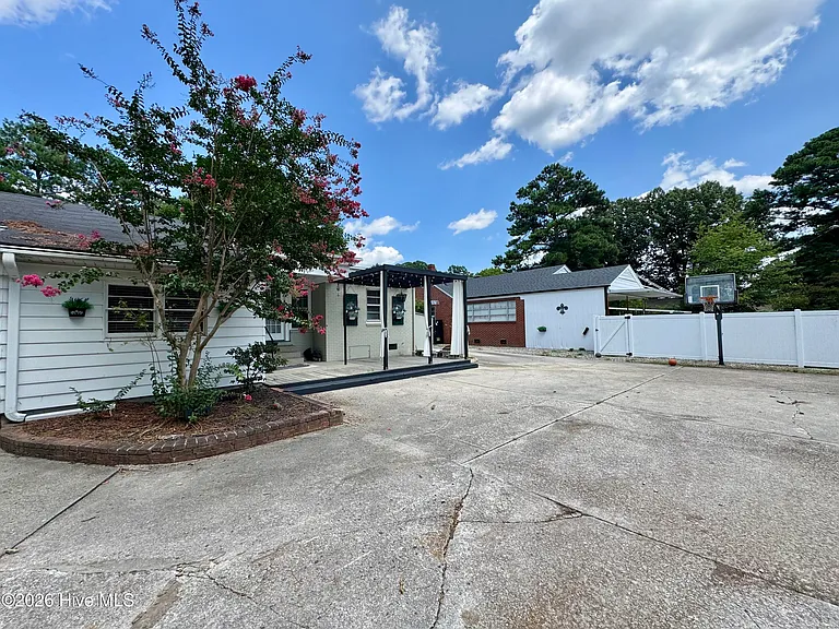 1809 Nash St NW — Photo 33