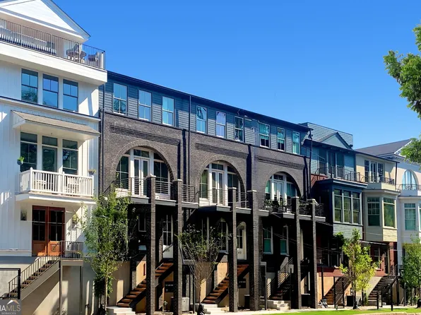 670 Hank Aaron Dr, Atlanta, GA 30315