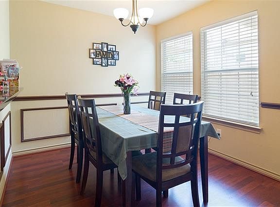 3rd image of 12610 Oceanside Dr