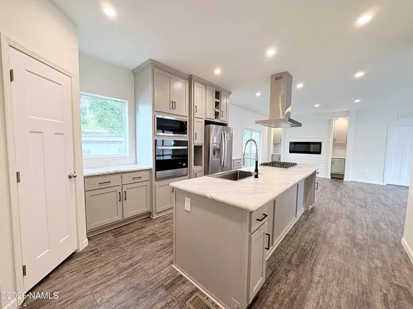 4490 N Randall St, Flagstaff, AZ 86004