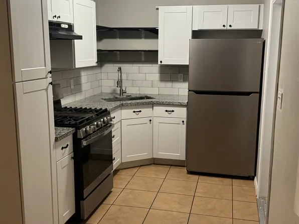 5828 E 35th St, Tucson, AZ 85711