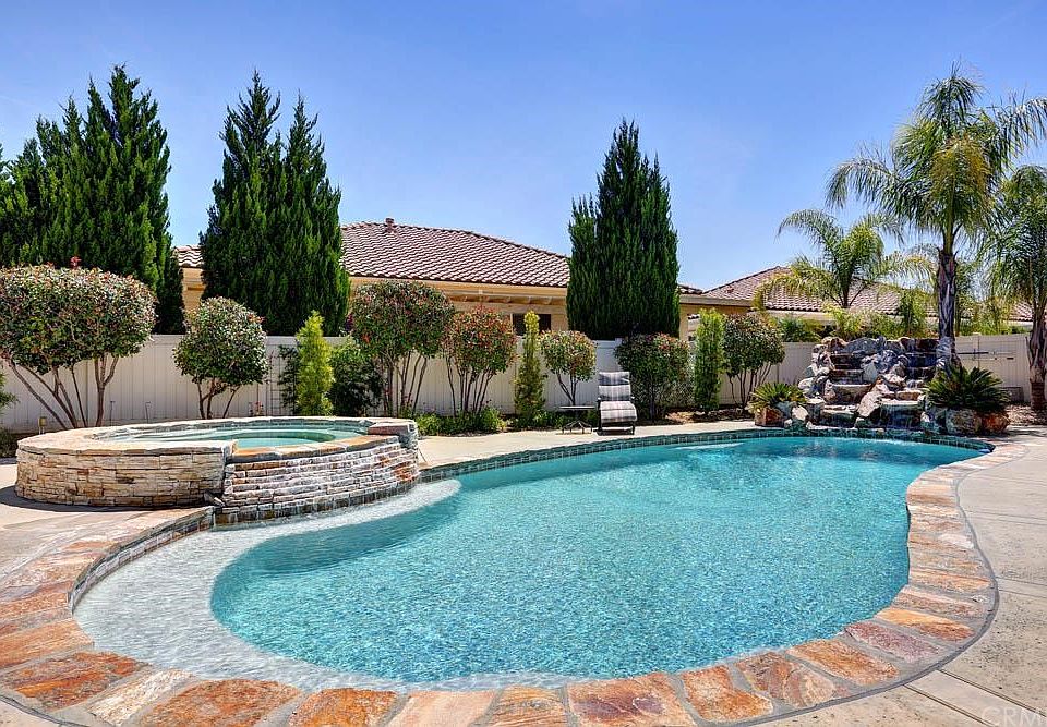 1st image of 1582 Valhalla Ct