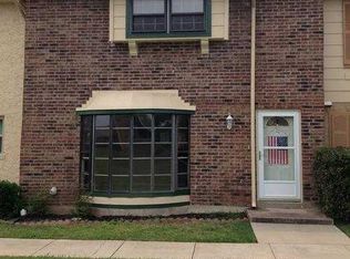 74 E Mountain Creek Dr, Grand Prairie, TX 75052