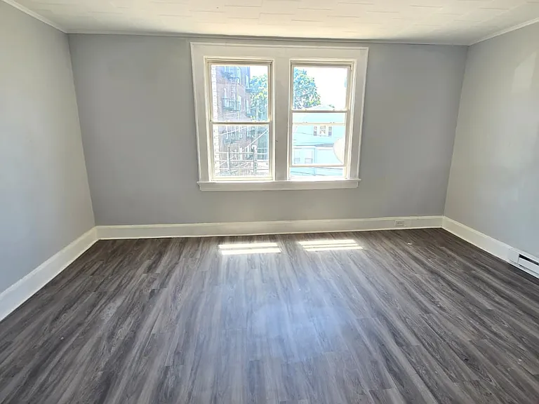 9 Kenmore Ave #3A — Photo 7