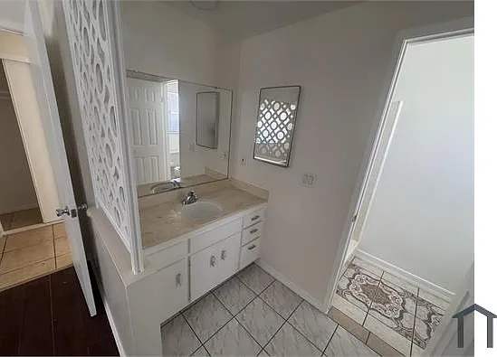 2108 E Avenue Q6 — Photo 9