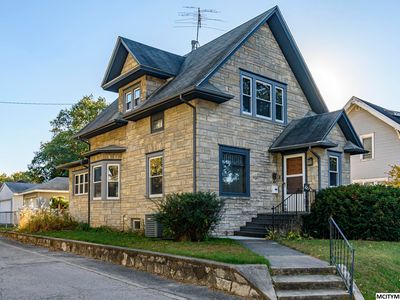 221 9th St NW, Mason City, IA, 50401