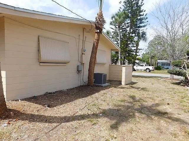 612 Shamrock Blvd — Photo 22