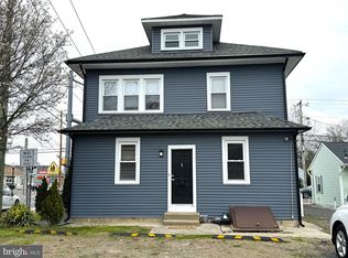 5 S Main St, Williamstown, NJ 08094