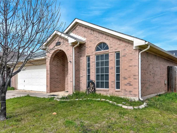 7029 Pickford Ct, Arlington, TX 76001