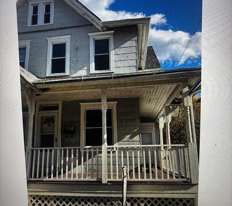 1st image of 99 S Broad St