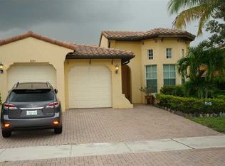 8285 NW 105th Ln, Parkland, FL 33076
