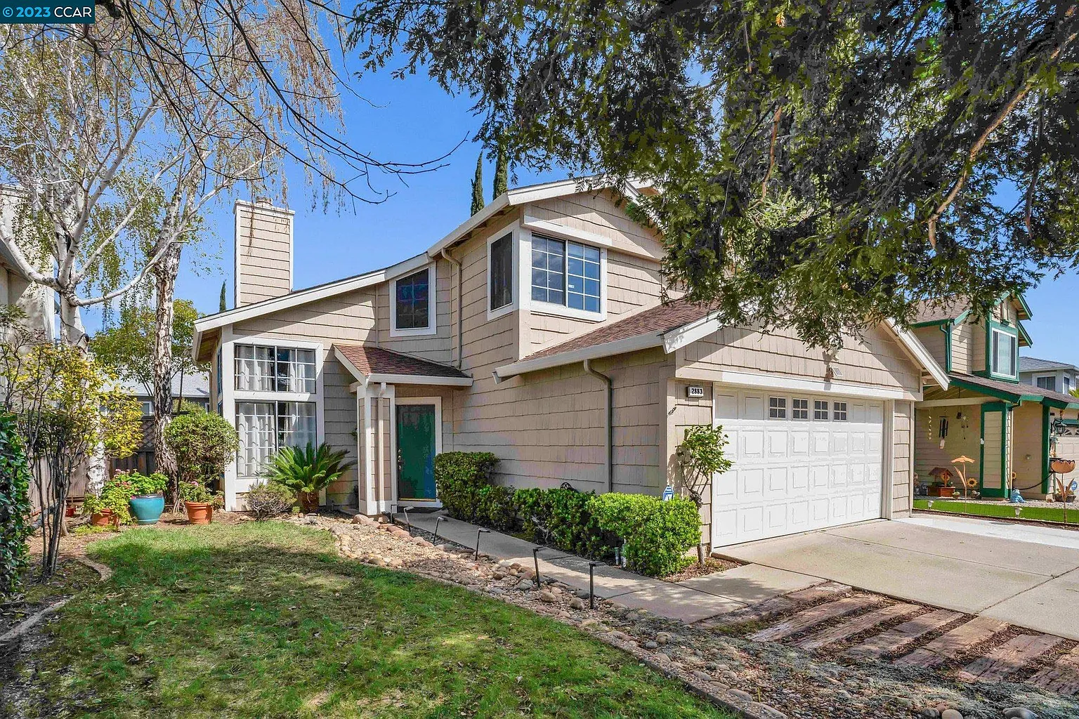 2883 Dandelion Cir photo 1